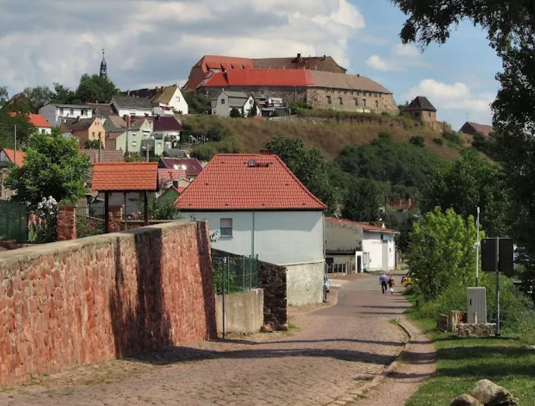 Burg Wettin an der Saale, Wettin-Löbejün, Germany, Germany